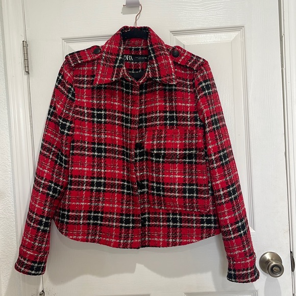 Zara Jackets & Coats Zara Medium Coat True To Size Poshmark